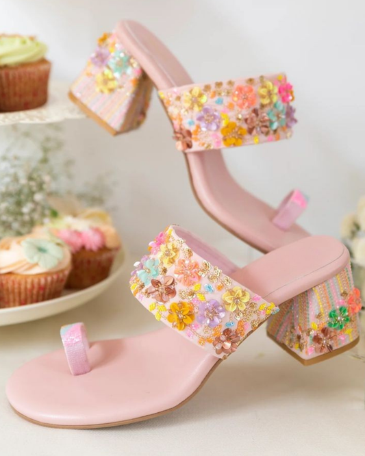 Gulbahar Heeled Kohlapuri